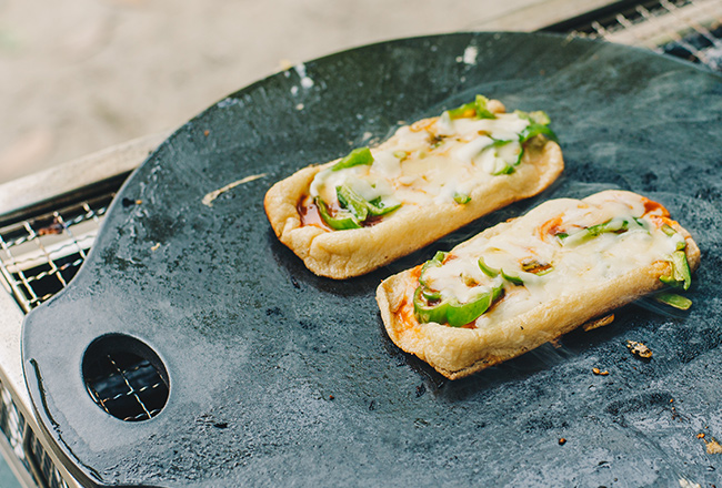 うすあげのピザ